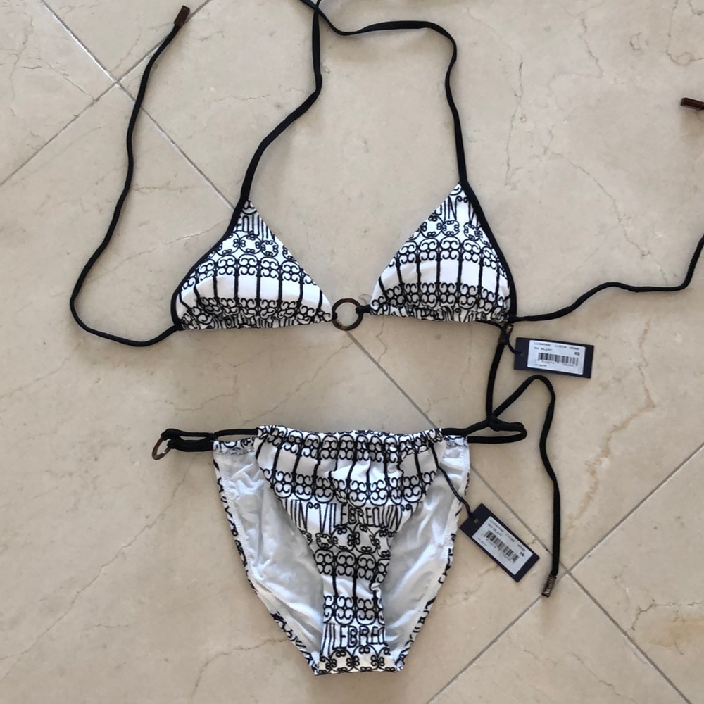 Bikini.